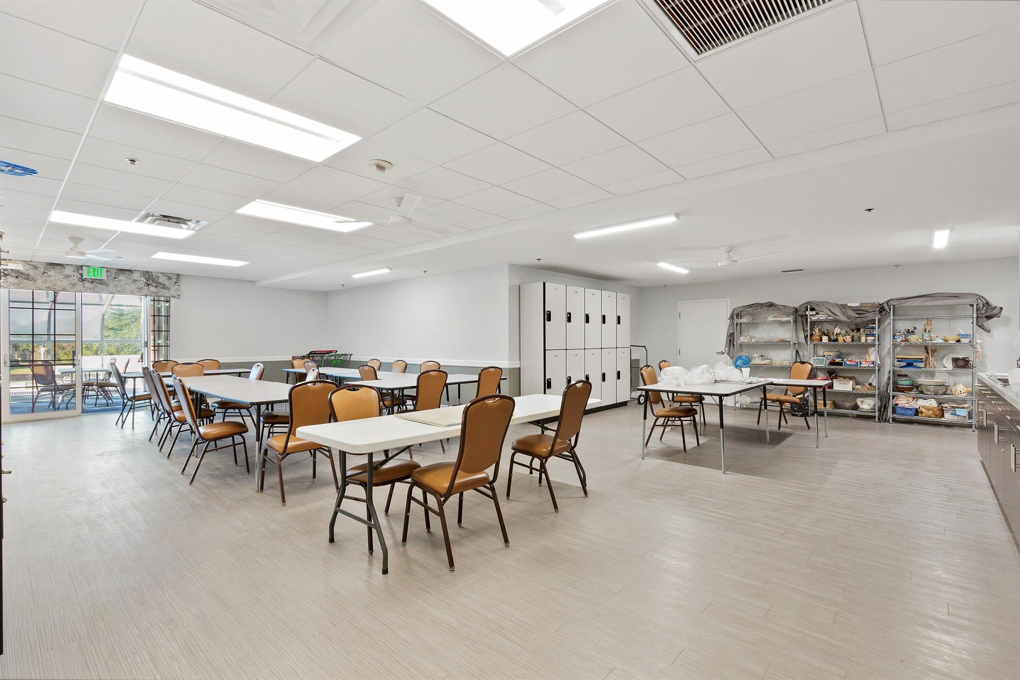 ALEXANDRA VILLAGE CONDO - Residential