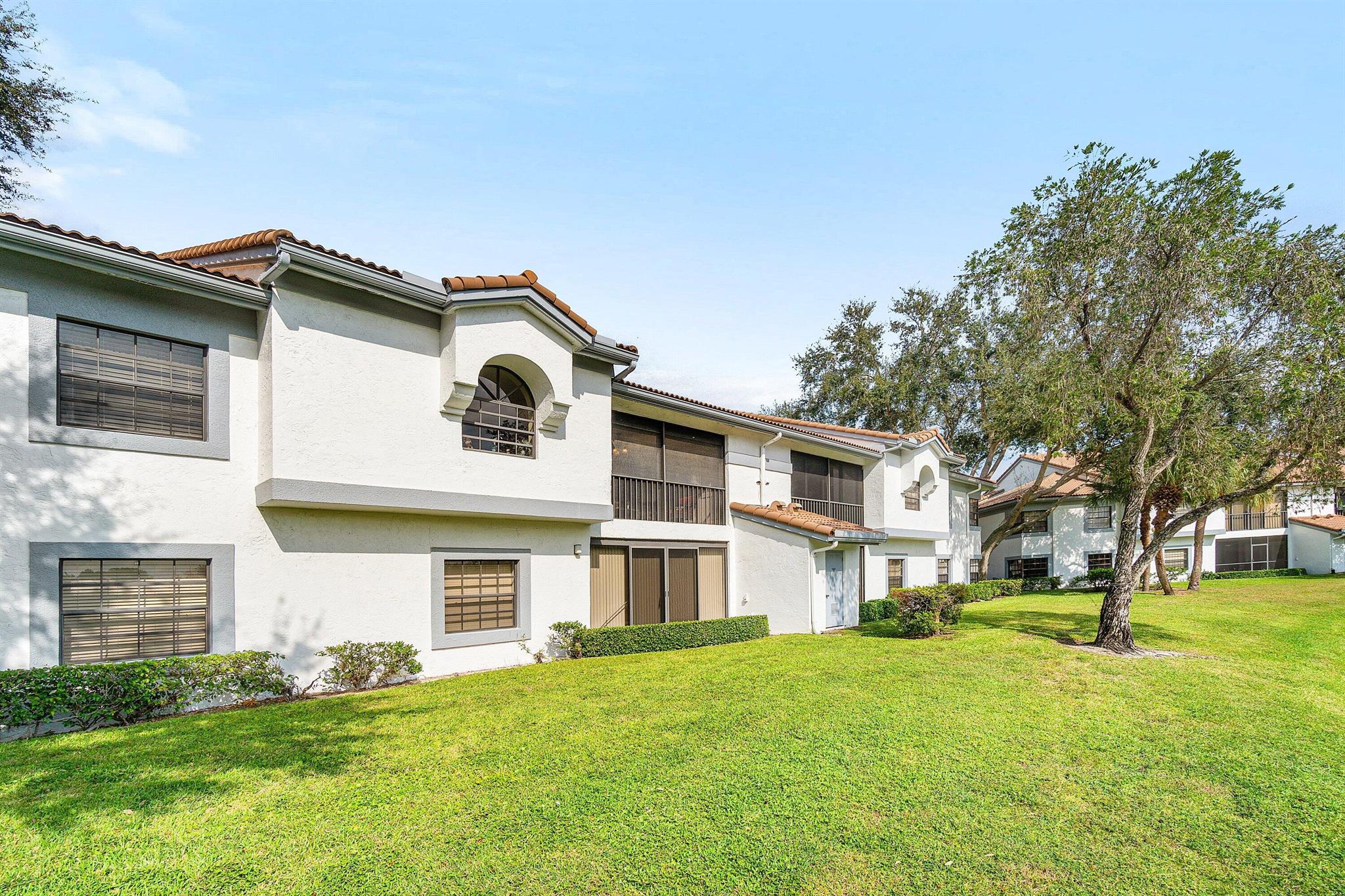 ALEXANDRA VILLAGE CONDO - Residential