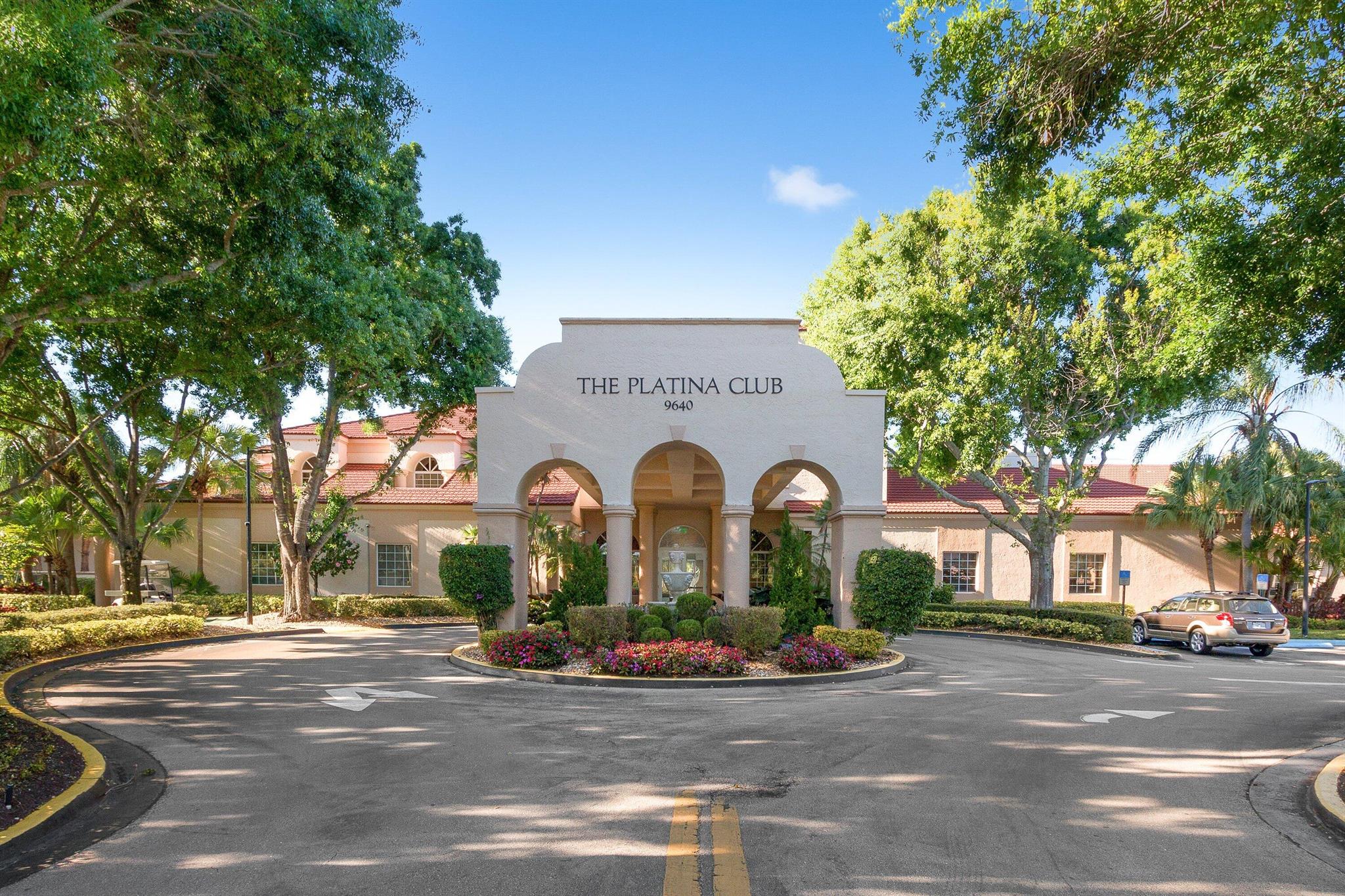 ALEXANDRA VILLAGE CONDO - Residential