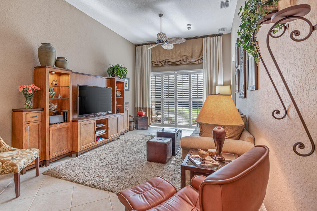 Harbour Island At Palm Cove - Residential