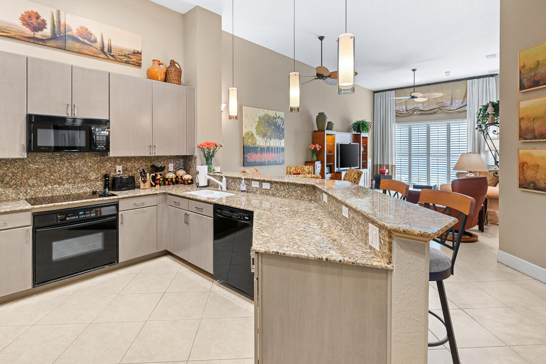 Harbour Island At Palm Cove - Residential