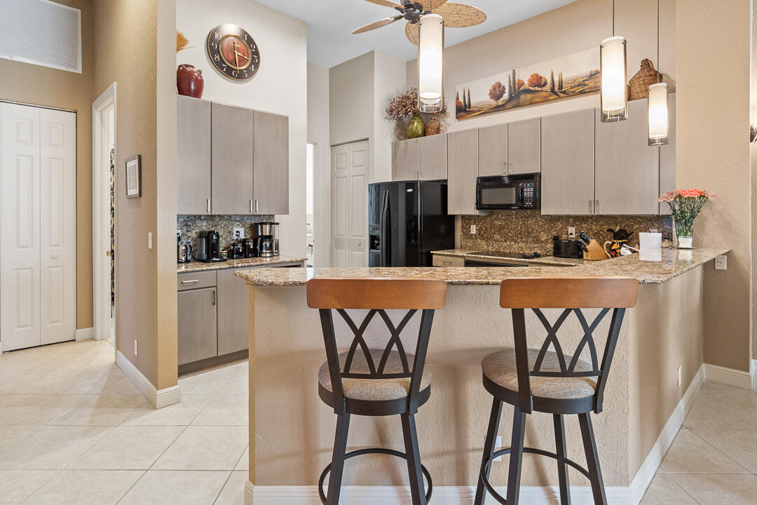 Harbour Island At Palm Cove - Residential