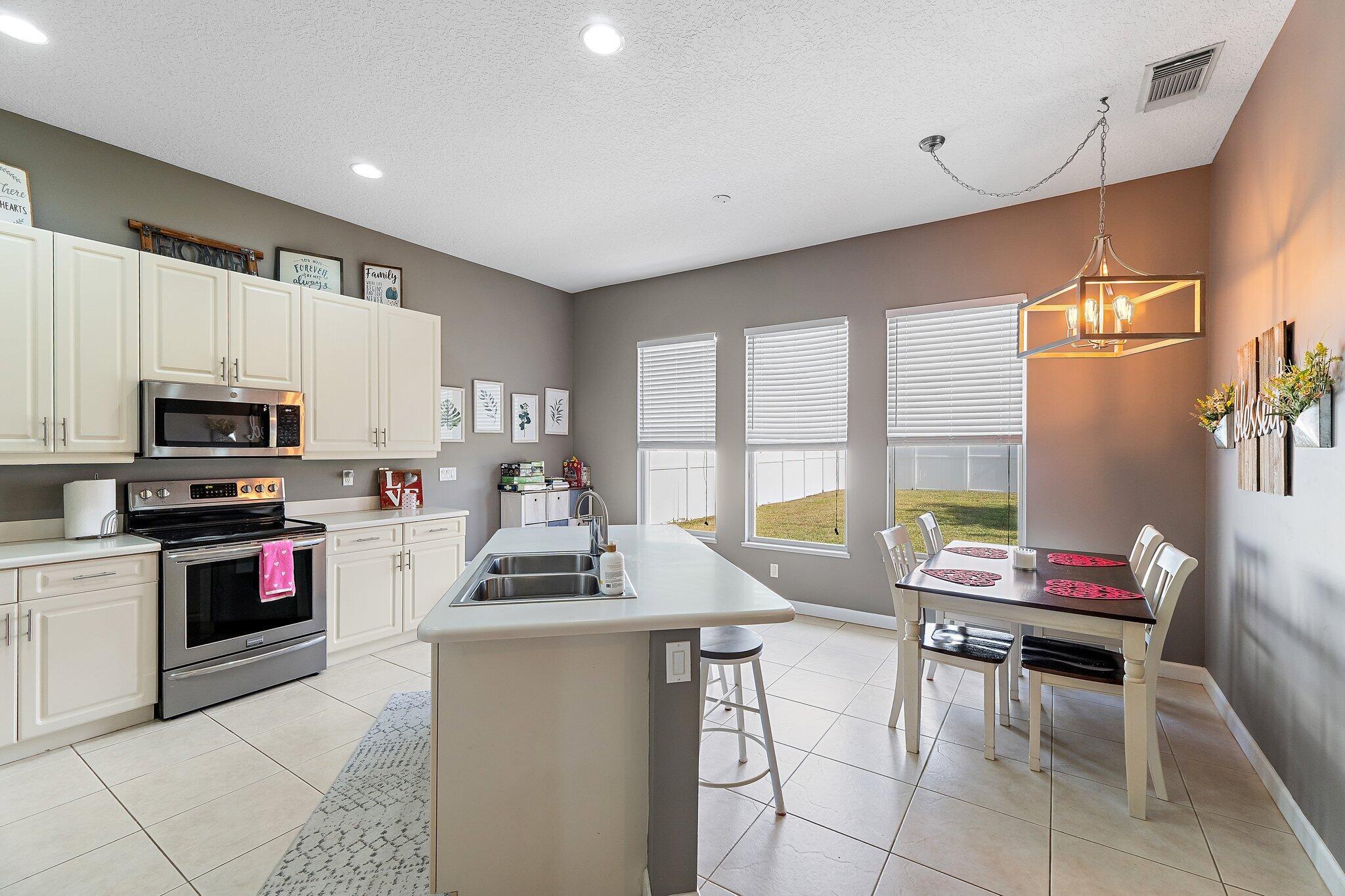 TRADITION PLAT NO 3 - Residential