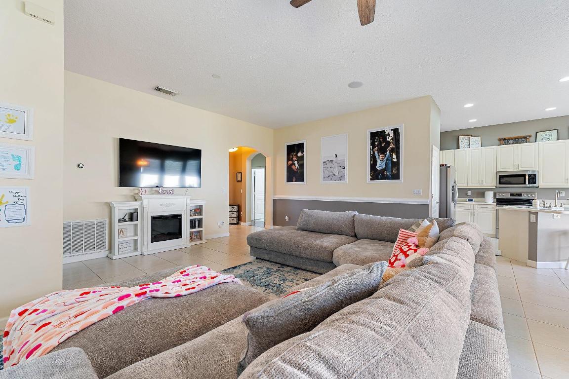 TRADITION PLAT NO 3 - Residential