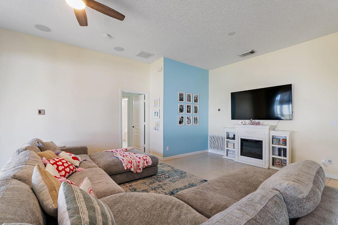 TRADITION PLAT NO 3 - Residential