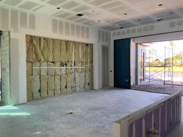 FRENCHMANS CREEK - Residential