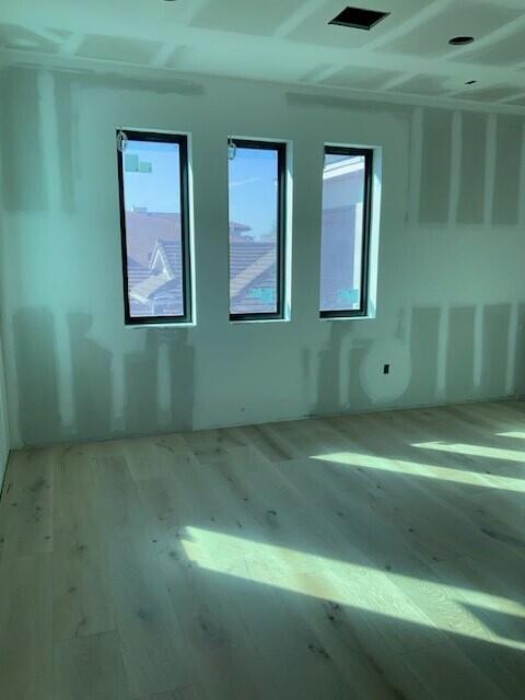 FRENCHMANS CREEK - Residential