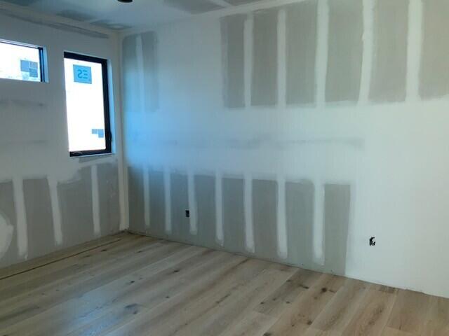 FRENCHMANS CREEK - Residential