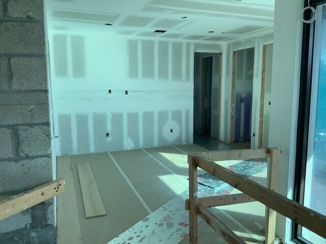 FRENCHMANS CREEK - Residential