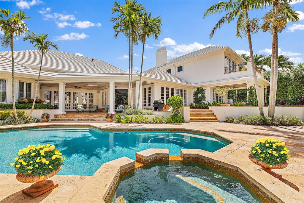 Admirals Cove - Residential