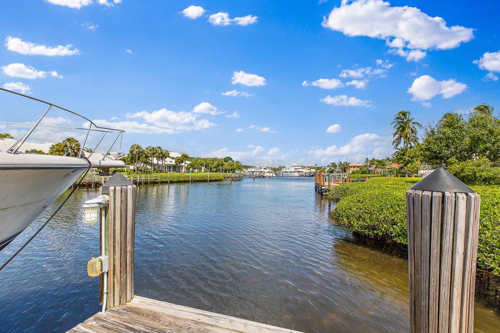 Admirals Cove - Residential