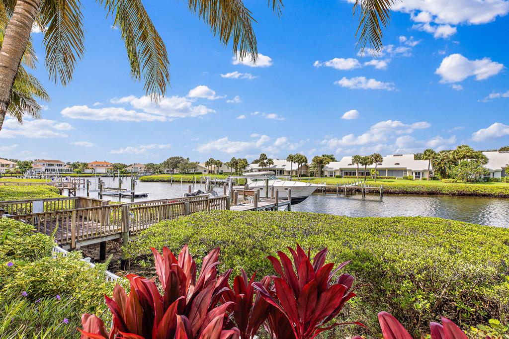 Admirals Cove - Residential