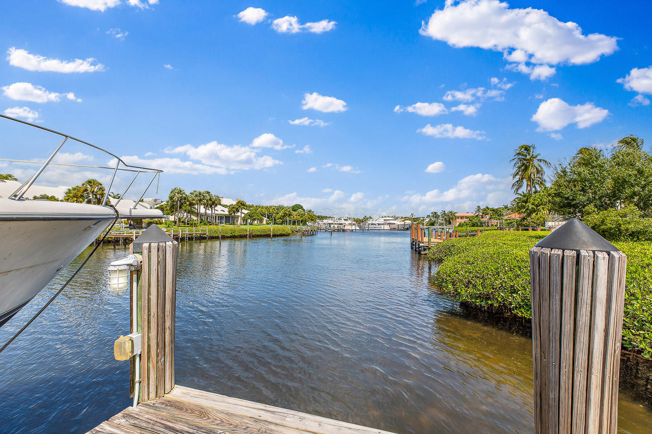 Admirals Cove - Residential