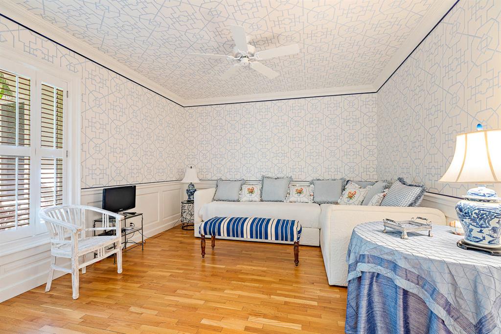 Admirals Cove - Residential