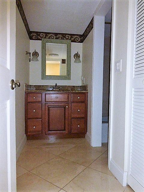 BOUNDBROOK CONDO S - Residential