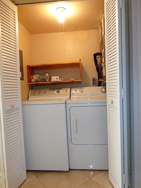 BOUNDBROOK CONDO S - Residential