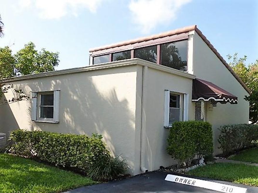 BEAUTIFUL, TOTALLY RENOVATED 2 BEDROOM, 2 FULL BATH, AND A GORGEOUS KITCHEN WITH 'TOP OF THE LINE' APPLIANCES AND GRANITE COUNTER TOPS. MARBLE FLOORS AND HIGH VAULTED CEILING WITH CLERESTORY WINDOWS. LARGE,GLASSED-IN, COVERED PATIO. WALK-IN CLOSET. WASHER AND DRYER IN UNIT. PARK OUTSIDE YOUR DOOR. LARGE HEATED POOL, CLUB HOUSE AND PICNIC AREA IN THE GATED RECREATION AREA. BEAUTIFUL SURROUNDINGS WITH MATURE TREES. A BEAUTIFUL, WELL KEPT COMMUNITY, CLOSE TO BEACHES, PALM BEACH INTL AIRPORT, I95, RESTAURANTS, FOOD MARKETS, THE SCIENCE MUSEUM, PALM BEACH ZOO, NATIONAL CROQUET CLUB, AS WELL AS MANY GOLF COURSES. ONE CAR, 2 INDOOR CATS. NO DOGS ALLOWED.