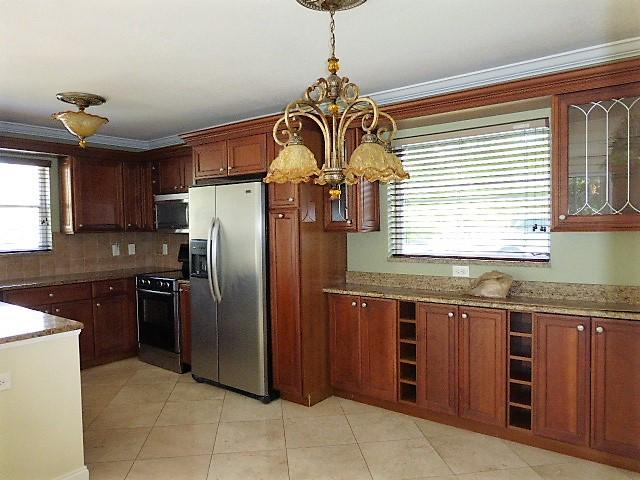 BOUNDBROOK CONDO S - Residential