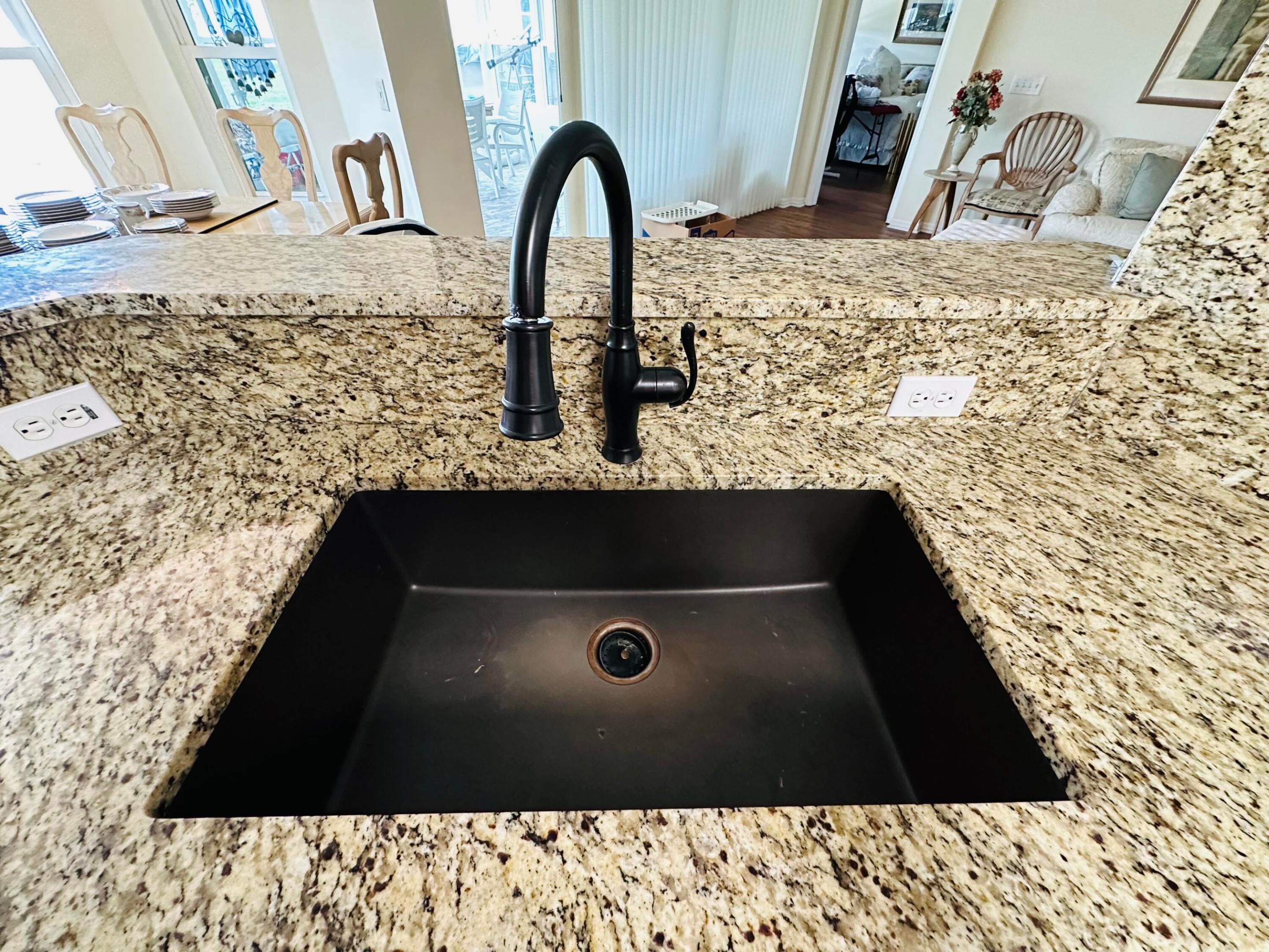 ON TOP OF THE WORLD; PROVIDENCE - Residential