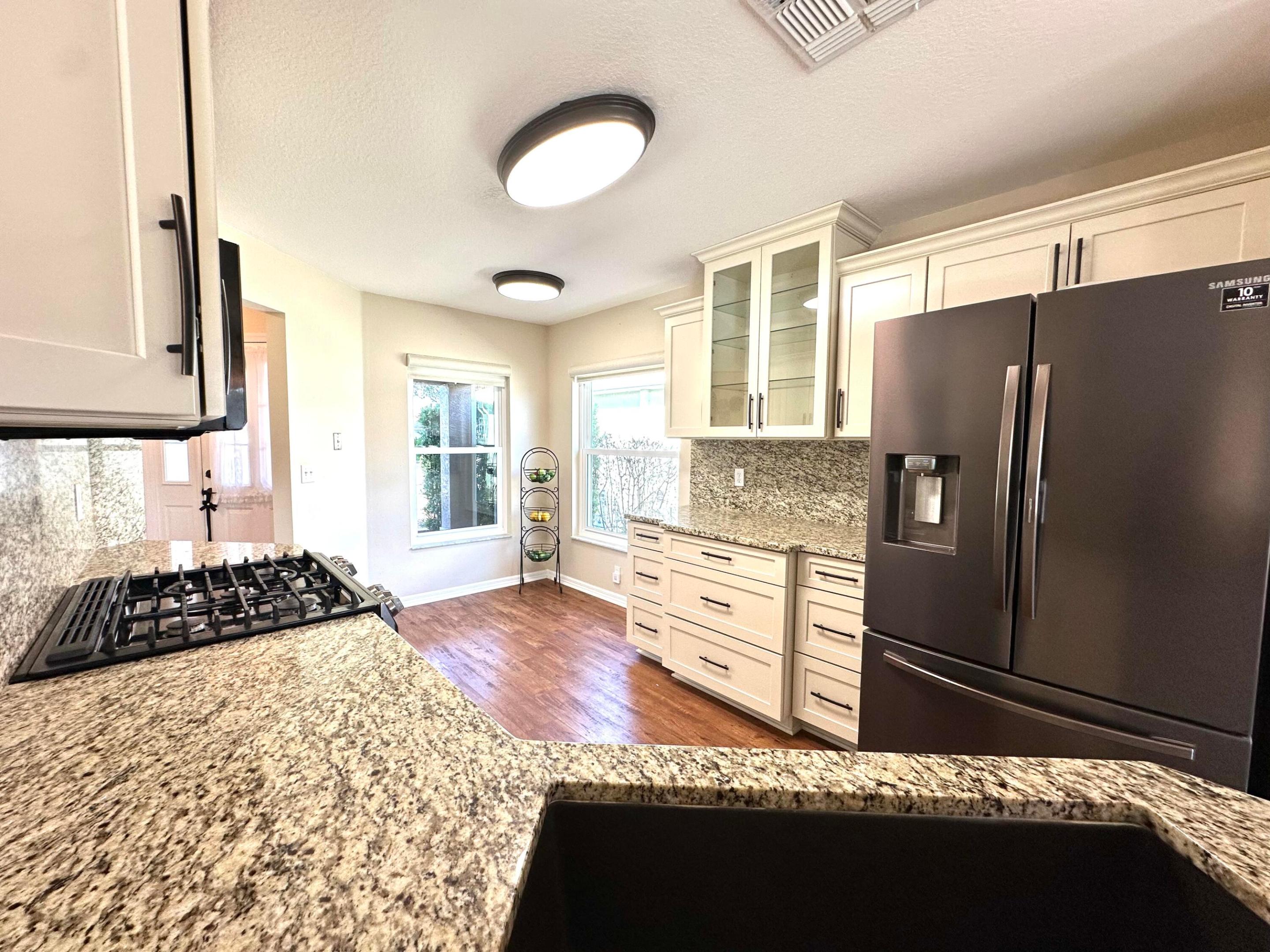 ON TOP OF THE WORLD; PROVIDENCE - Residential