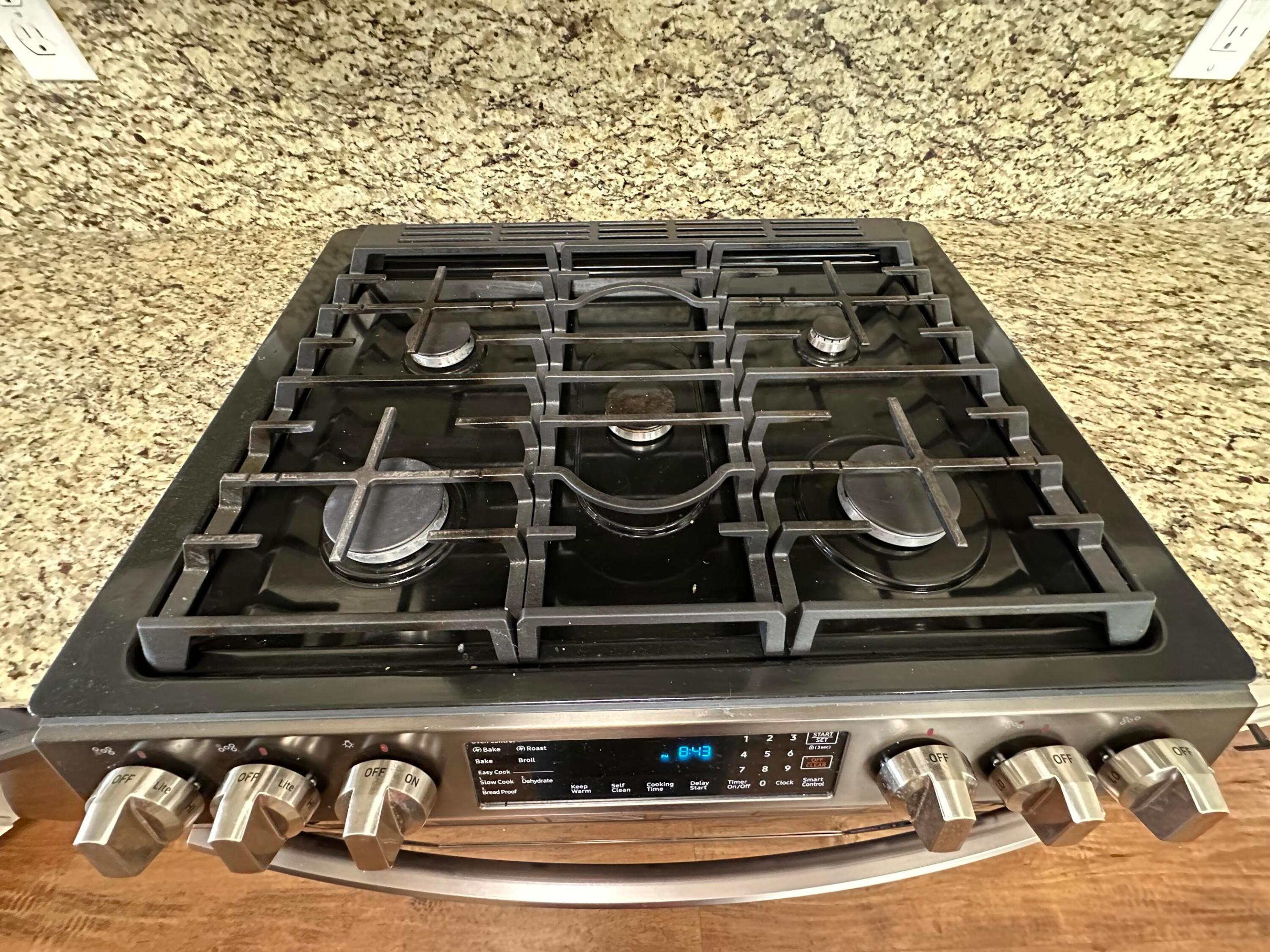 ON TOP OF THE WORLD; PROVIDENCE - Residential