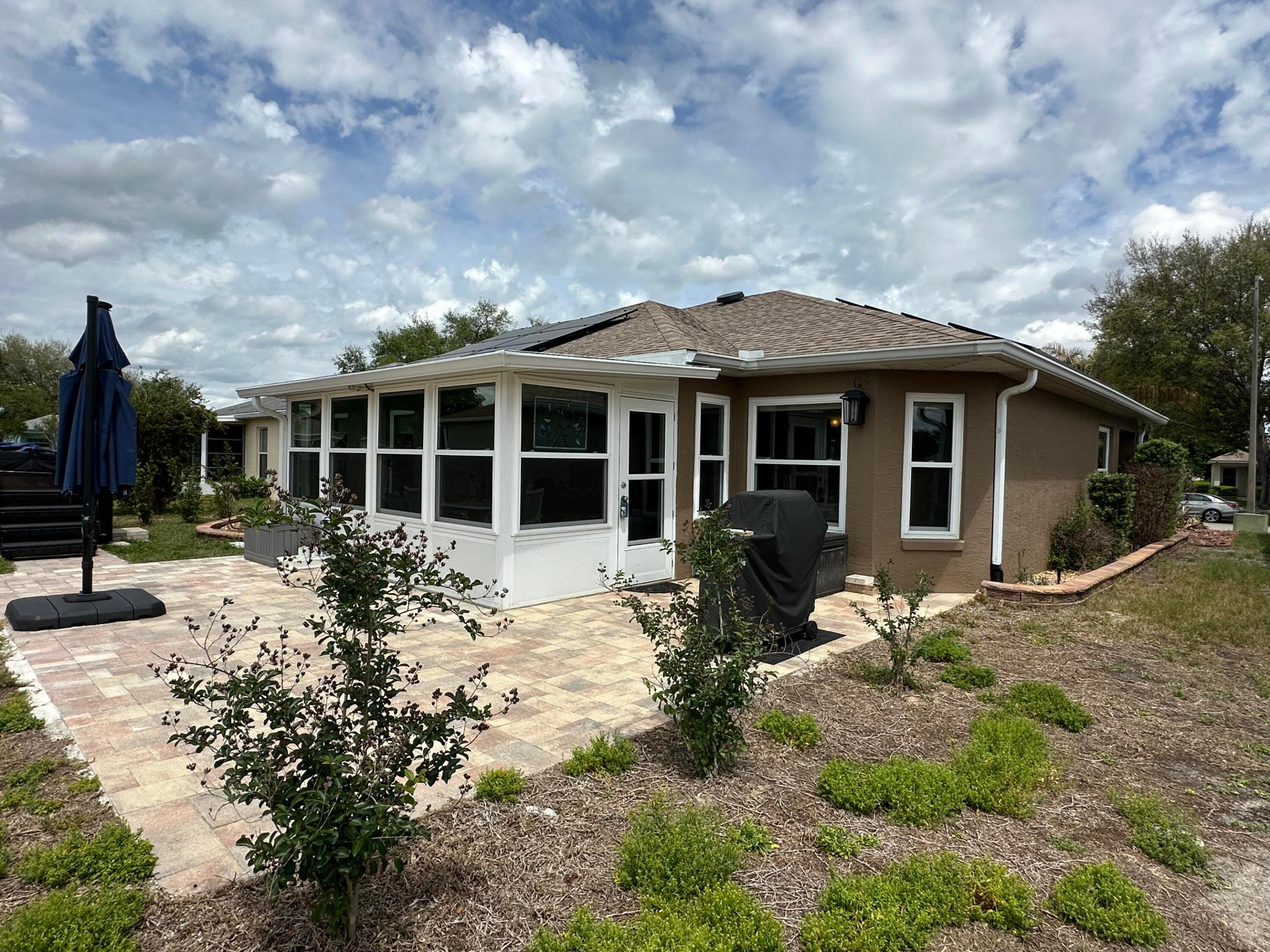 ON TOP OF THE WORLD; PROVIDENCE - Residential