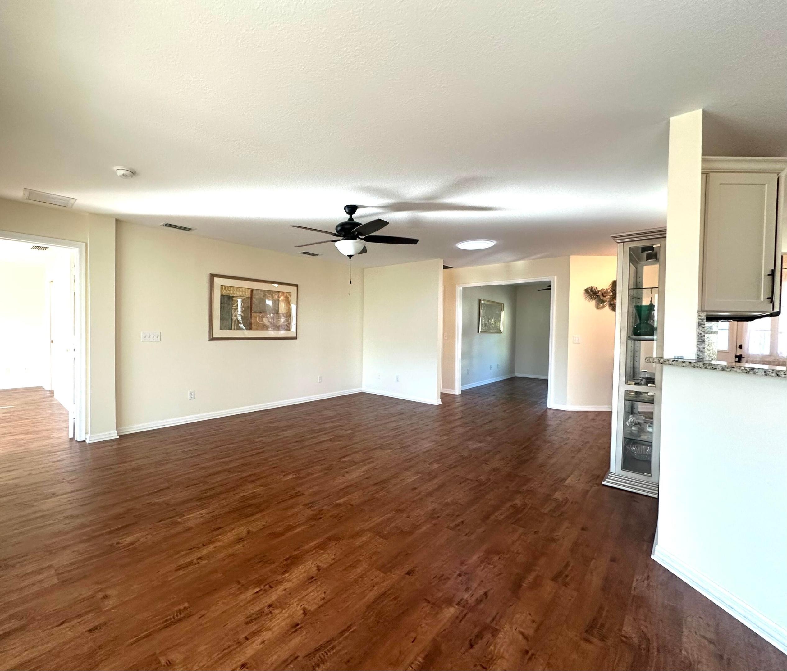 ON TOP OF THE WORLD; PROVIDENCE - Residential