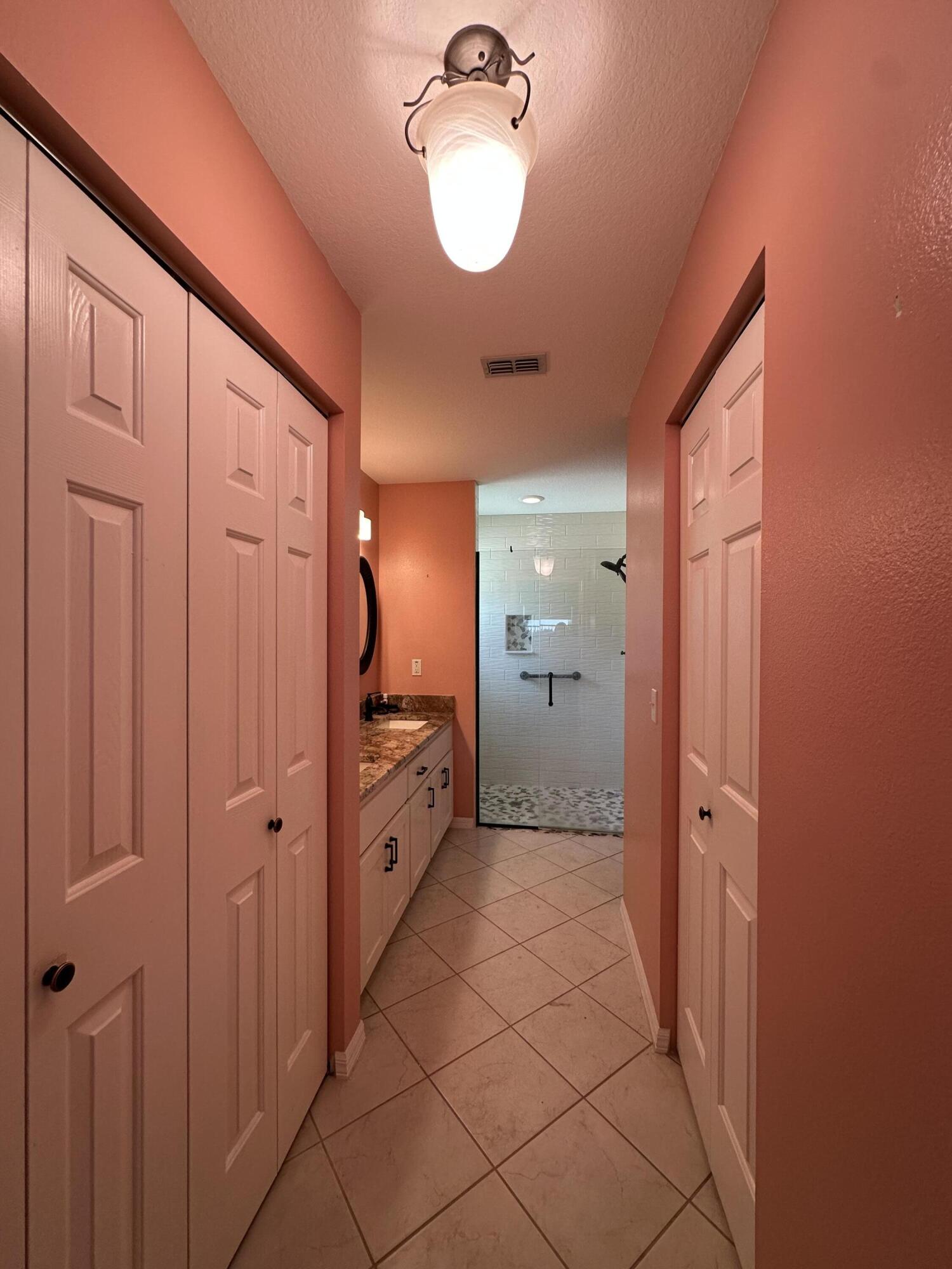 ON TOP OF THE WORLD; PROVIDENCE - Residential