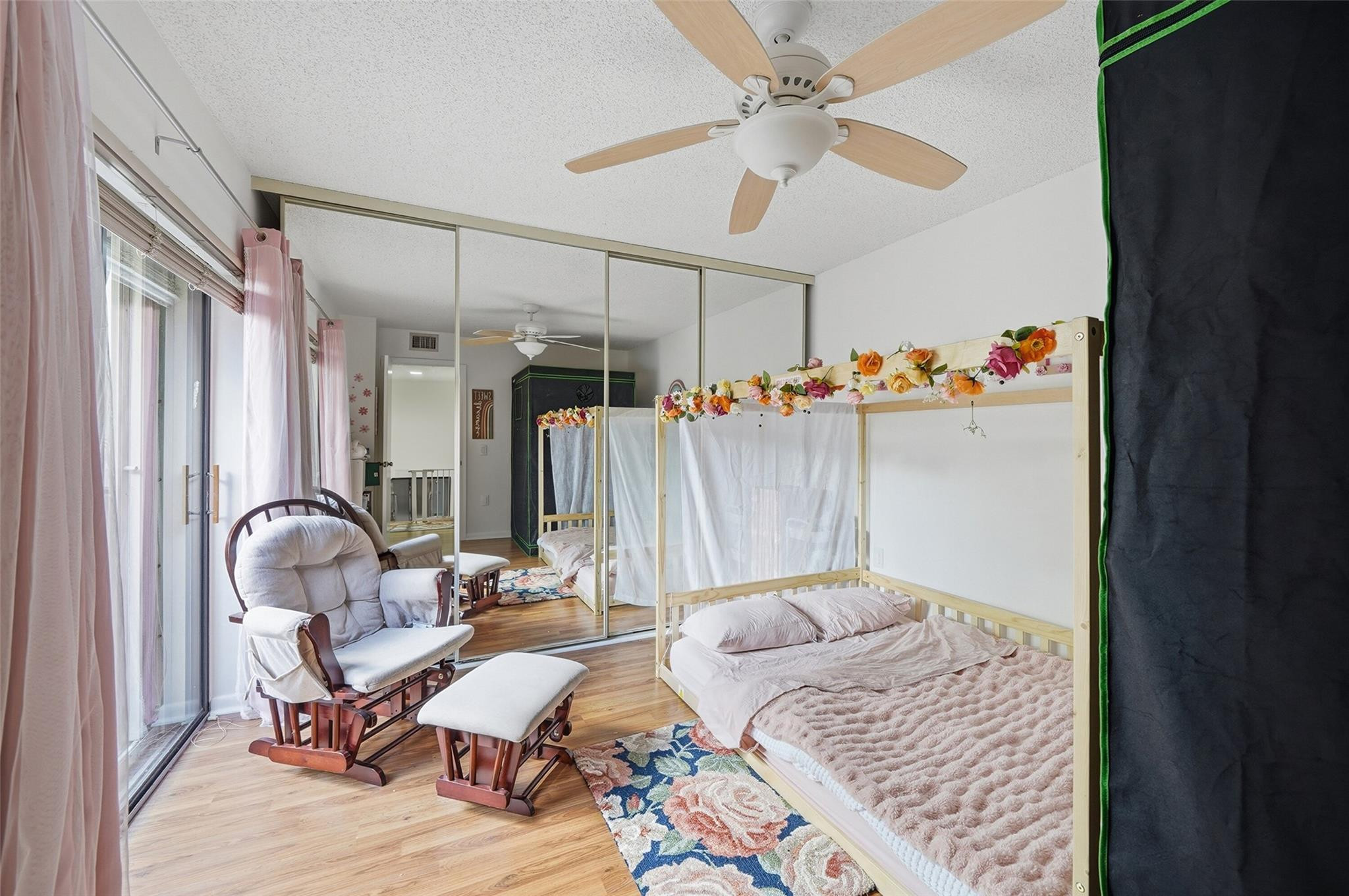 Pine Island Ridge Sec Eig - Residential Lease