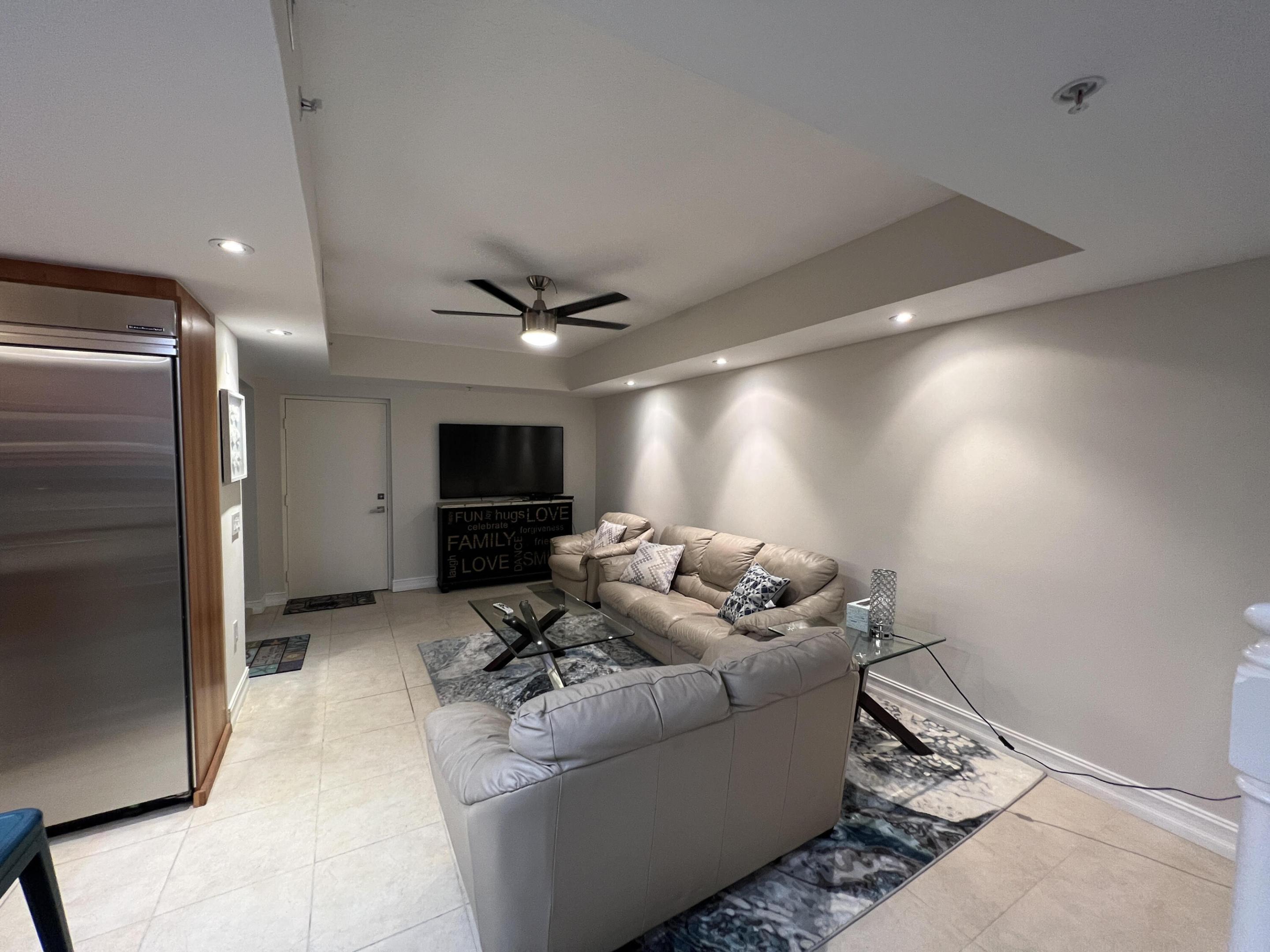 OCEAN PLAZA ON DEERFIELD BEACH - Residential Lease