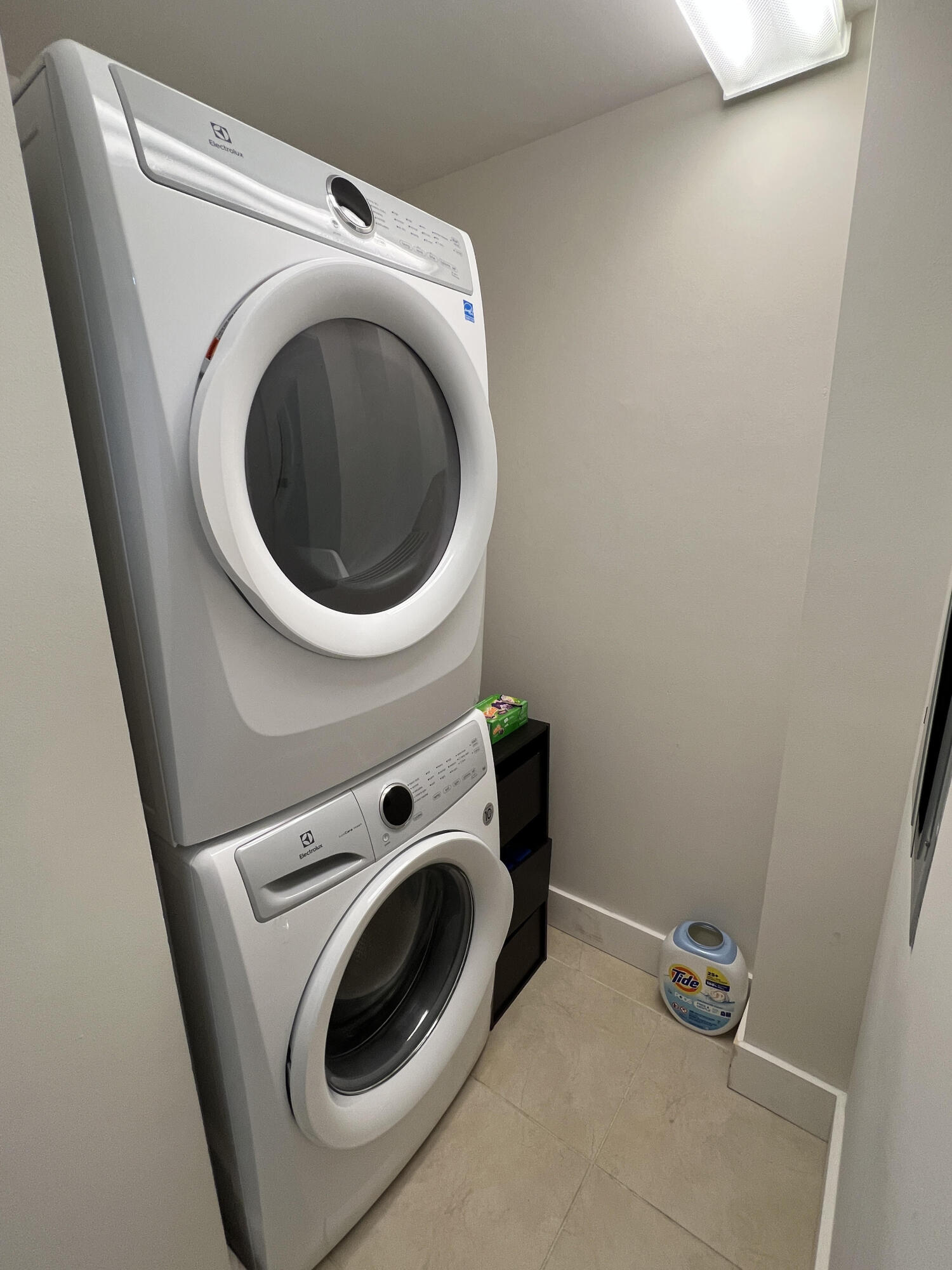 OCEAN PLAZA ON DEERFIELD BEACH - Residential Lease