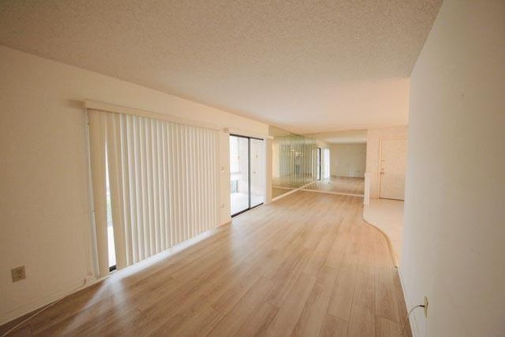 Photo of 10753 W Clairmont Cir #106, Fort Lauderdale, FL 33321 (MLS # F10525178)