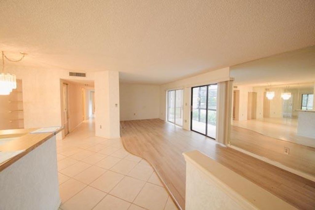 Photo of 10753 W Clairmont Cir #106, Fort Lauderdale, FL 33321 (MLS # F10525178)