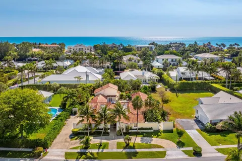 30 Curlew Road, Manalapan, FL MLS: R11073416
