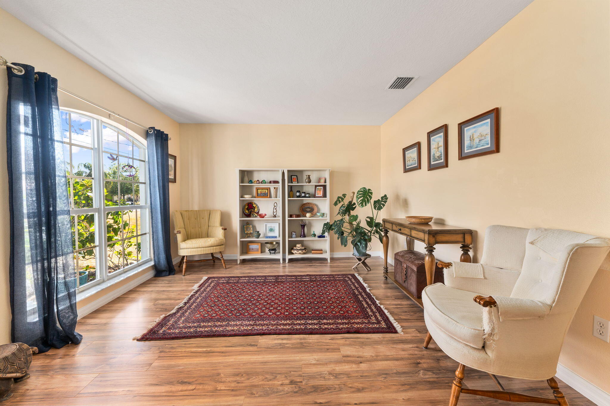 1958 SE Mandrake Circle