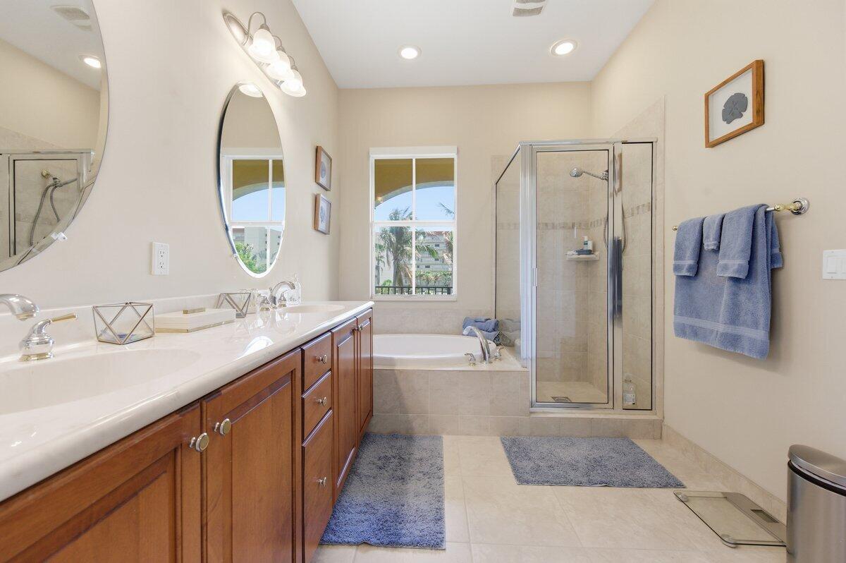 OCEAN BAY VILLAS, A CONDOMINIUM - Residential