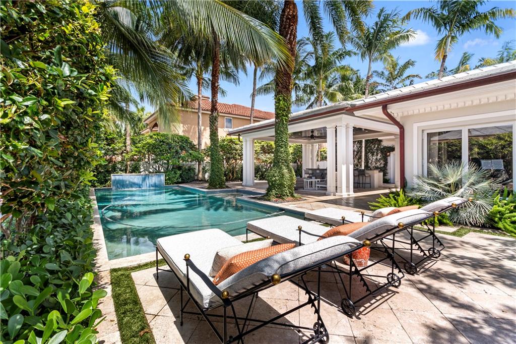 Las Olas Isles - Residential