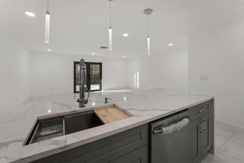 Tiny photo for 3844 ATLANTA Street, Hollywood, FL 33021 (MLS # B26087271)