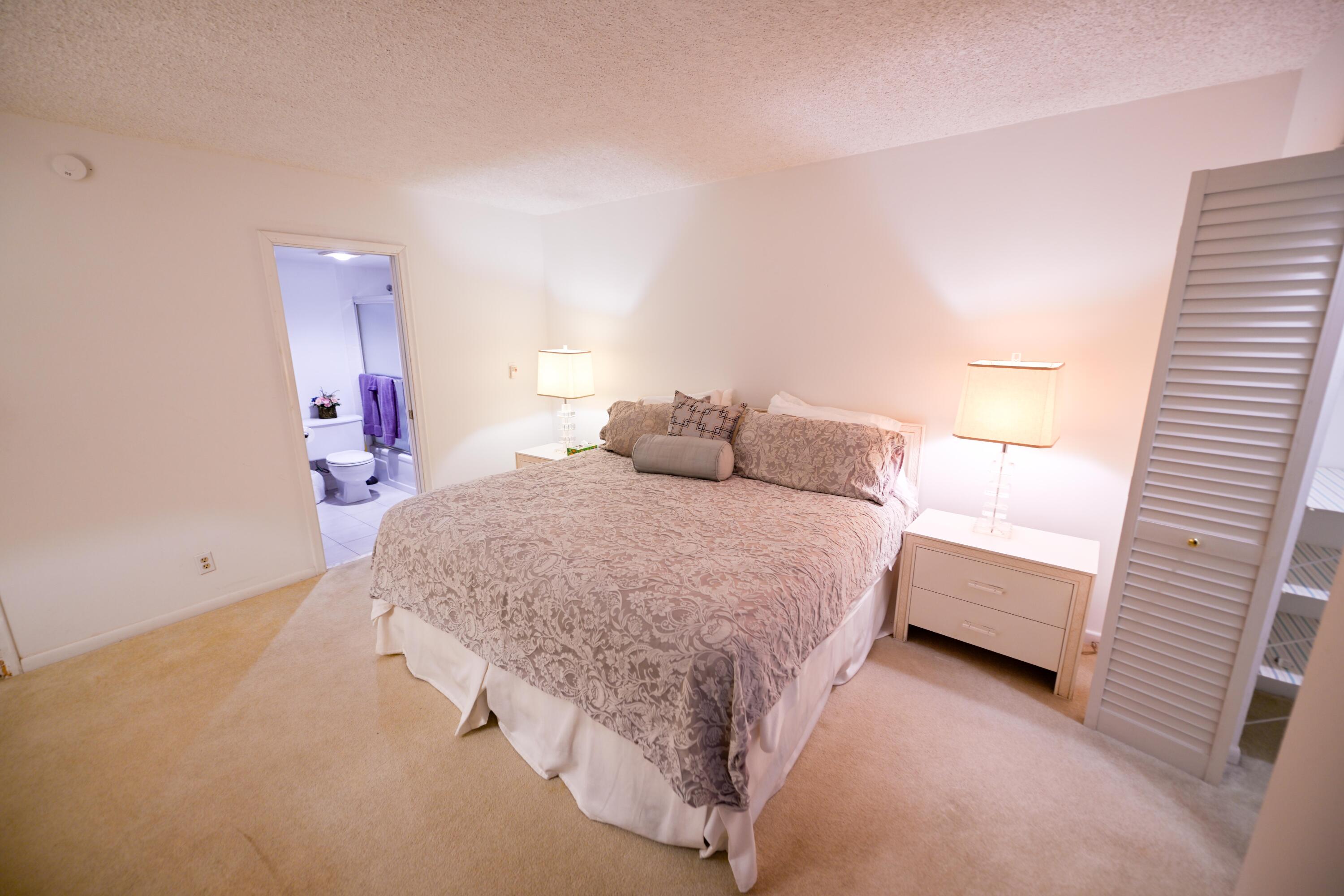 2901 Victoria Circle J1