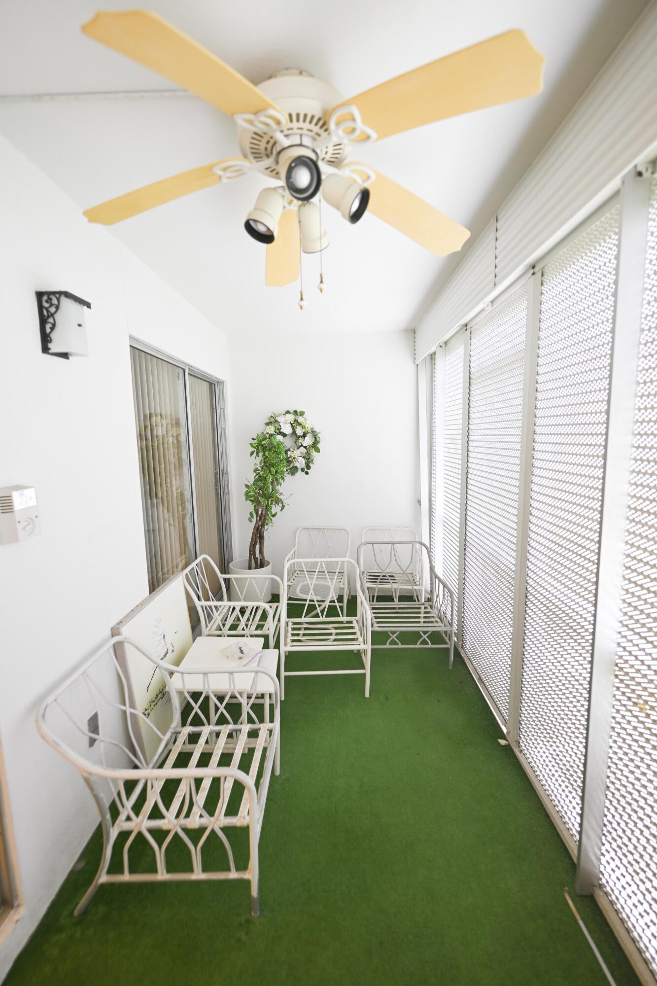 VICTORIA VILLAGE F CONDO - Residential