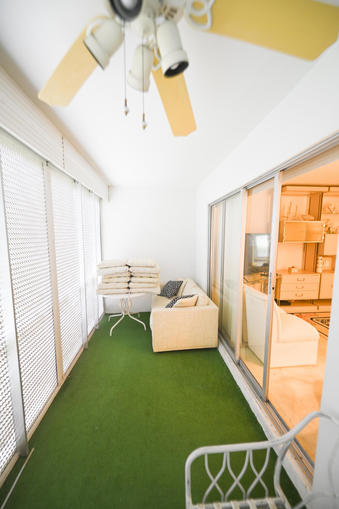 VICTORIA VILLAGE F CONDO - Residential