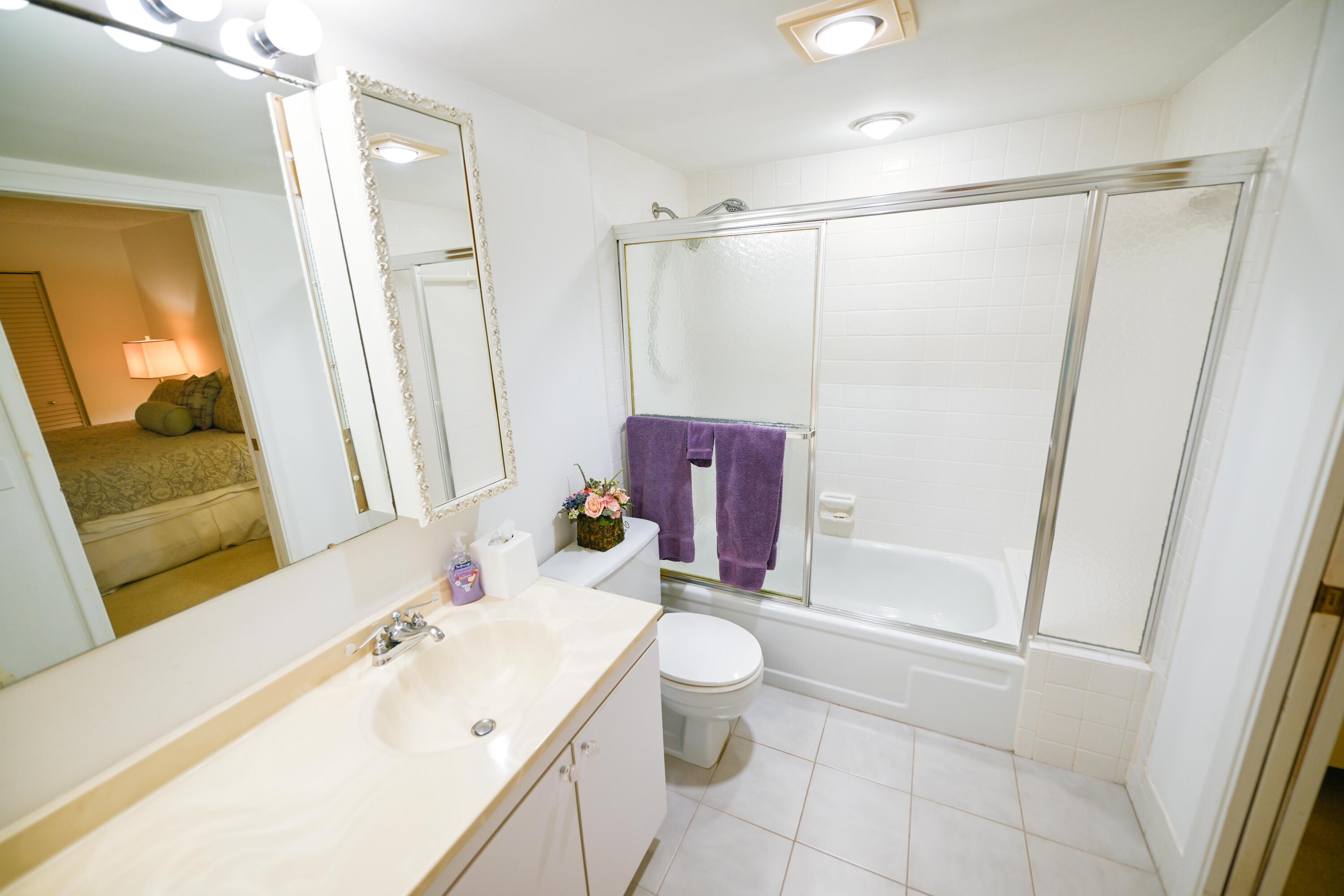 VICTORIA VILLAGE F CONDO - Residential