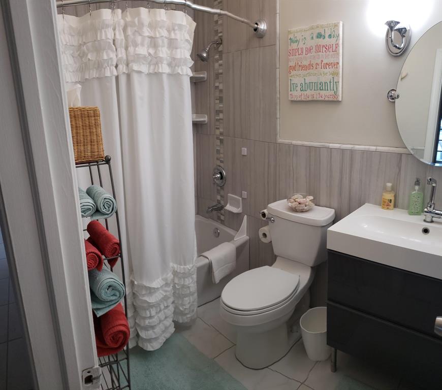 Limetree Condominiums - Residential