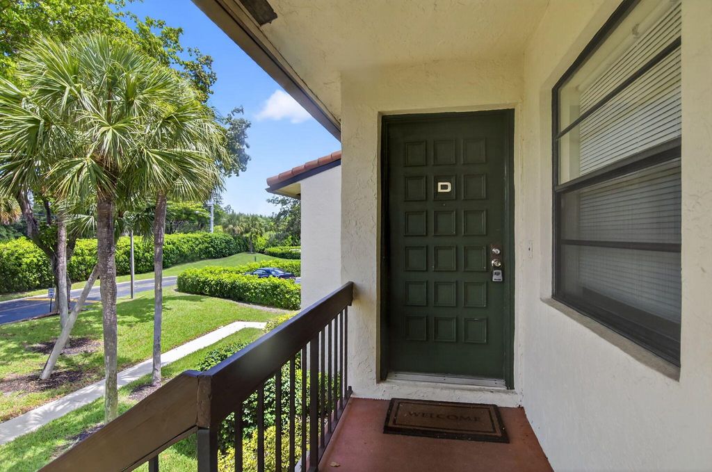 Photo of 21839 Arriba Real Real #10-D, Boca Raton, FL 33433 (MLS # R11102062)