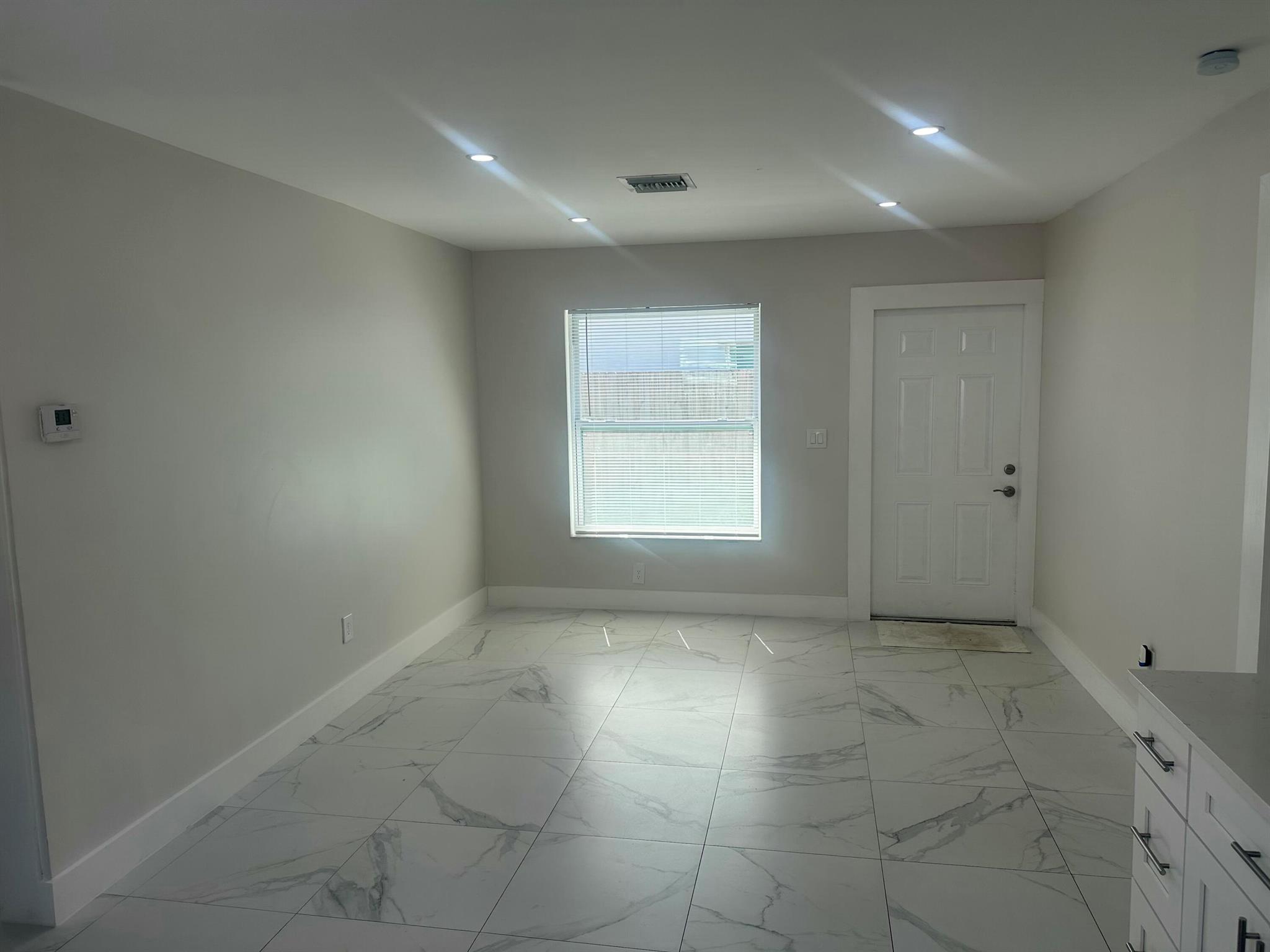 Progresso 2-18 - Residential Lease