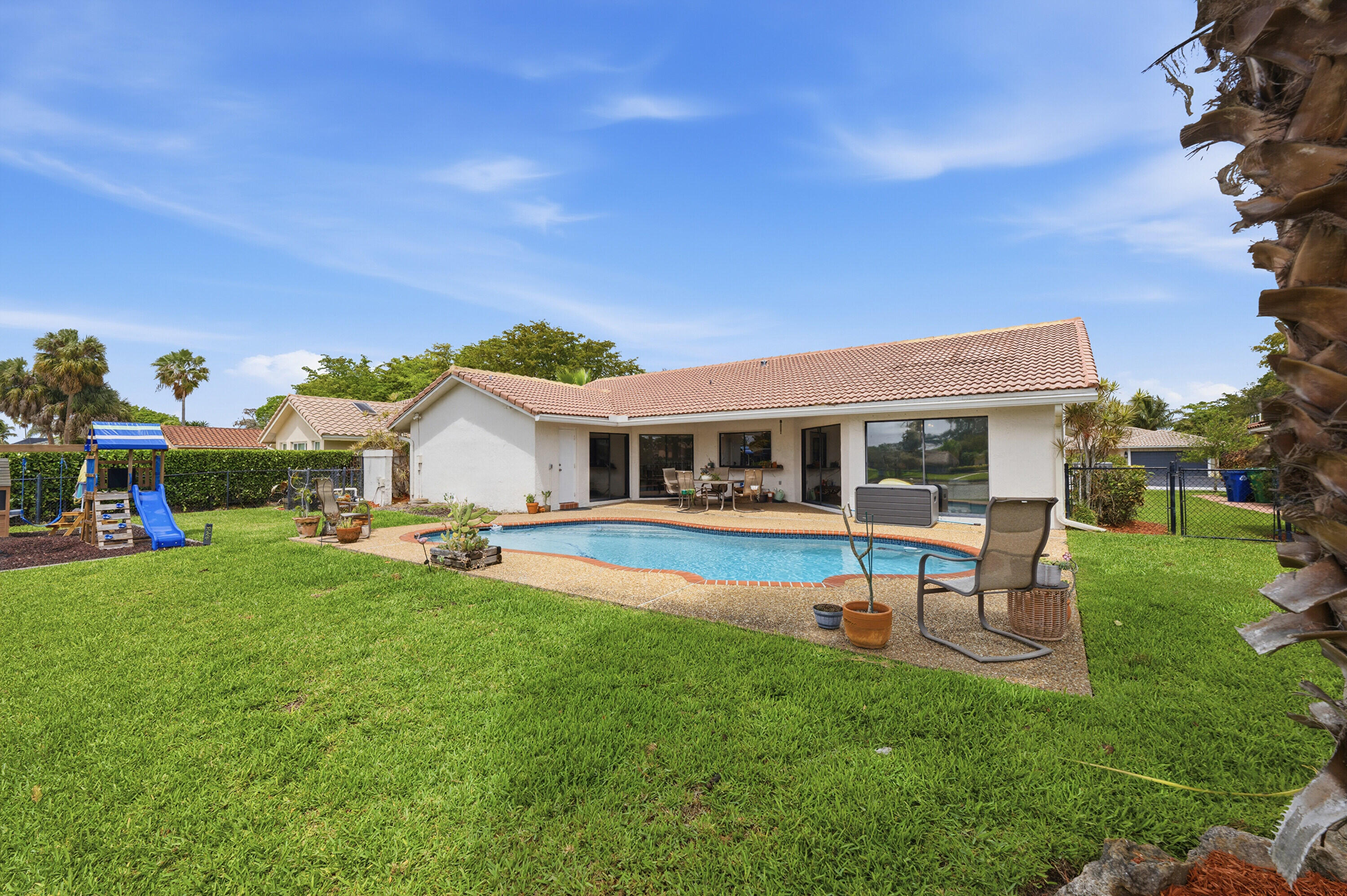 OAK WOOD - Residential