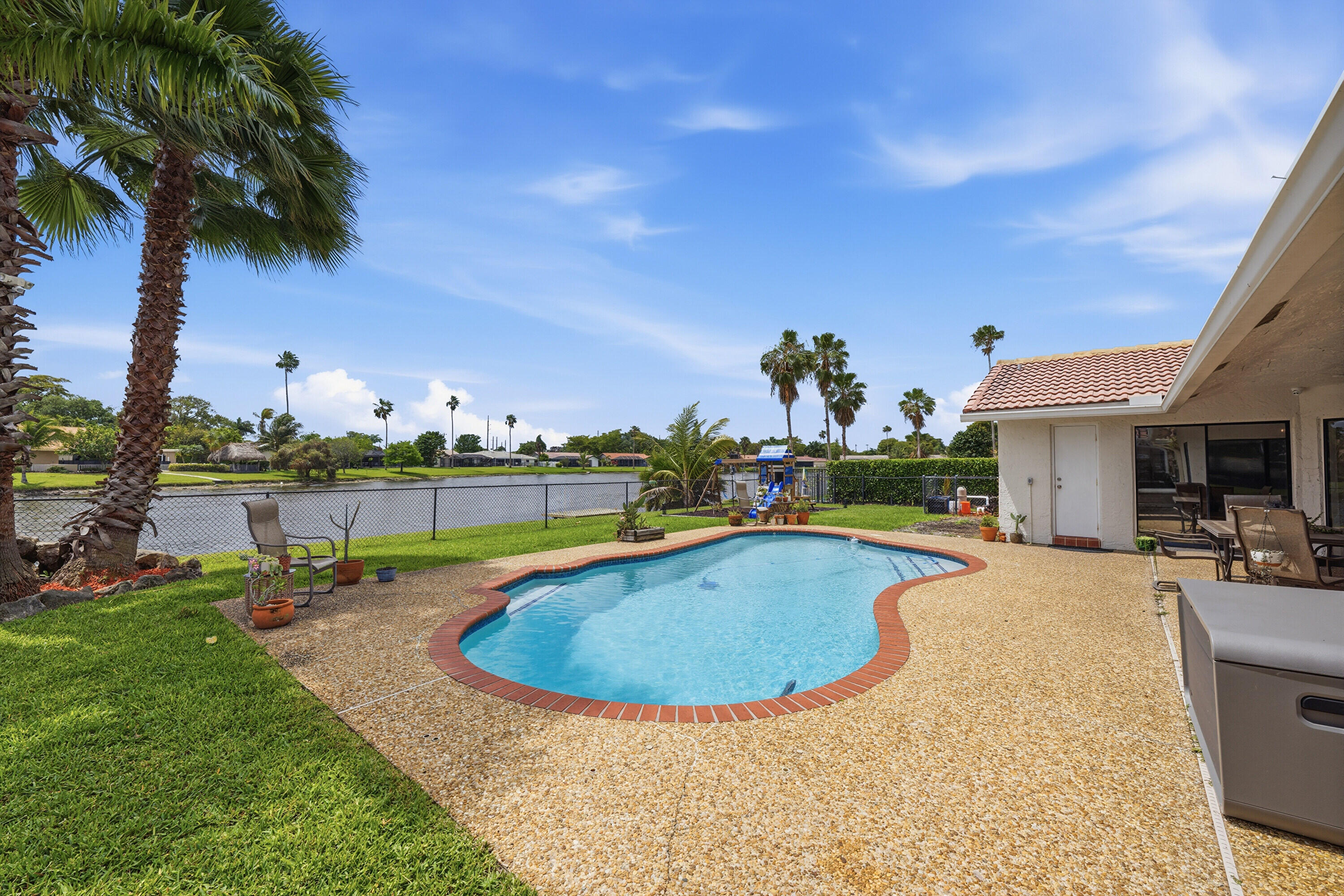 OAK WOOD - Residential