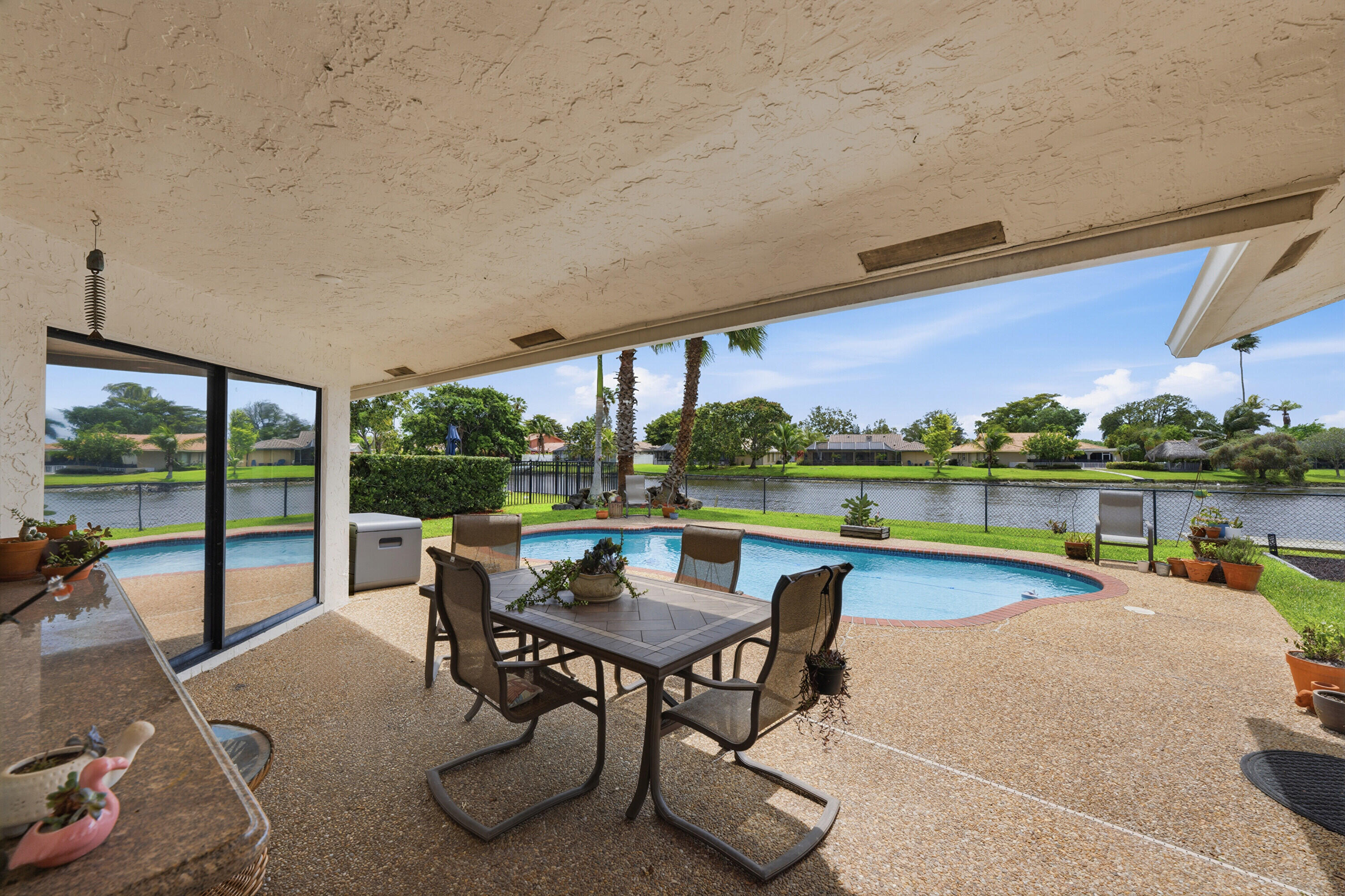 OAK WOOD - Residential