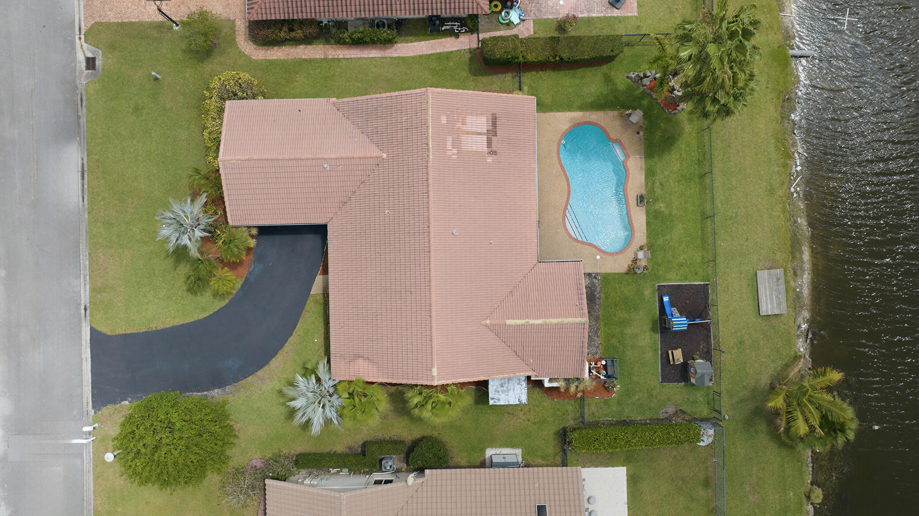 OAK WOOD - Residential