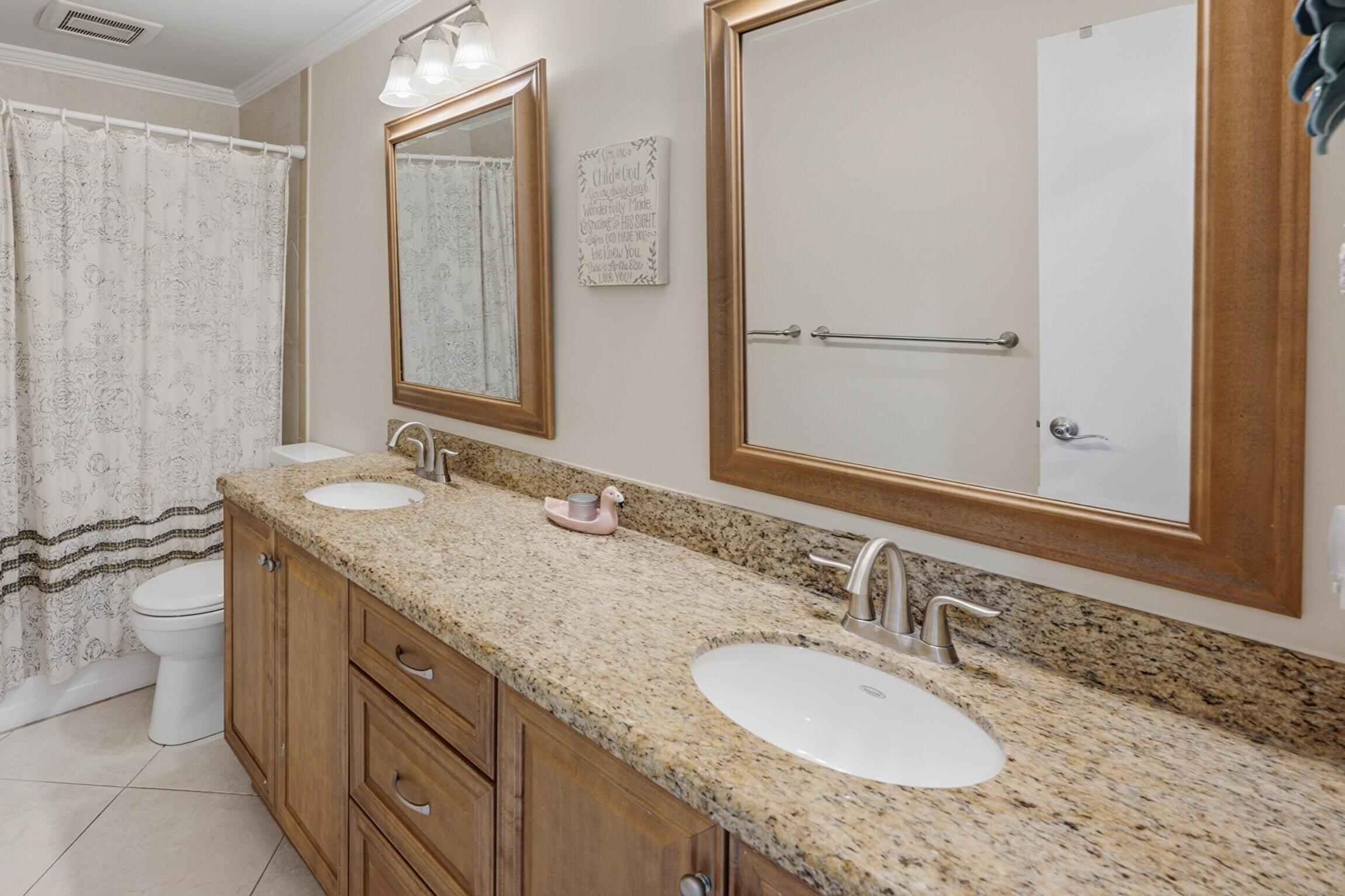 OAK WOOD - Residential